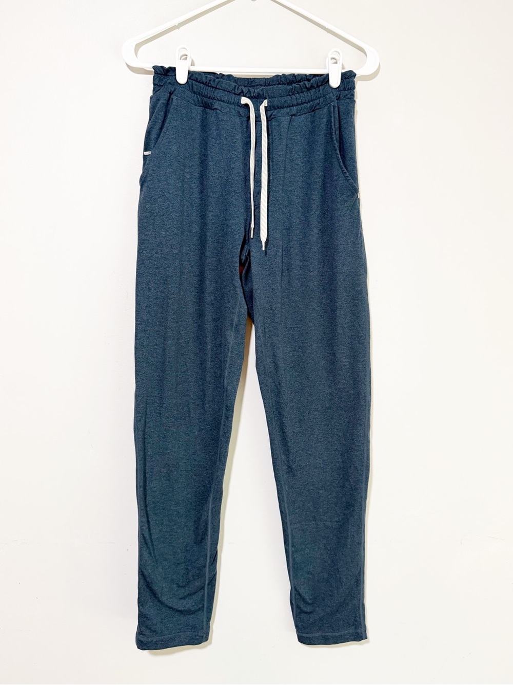 Vuori performance ponto pant navy blue size small